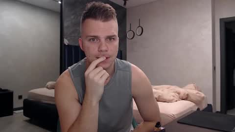 Justin online show from 7, 11, 2025