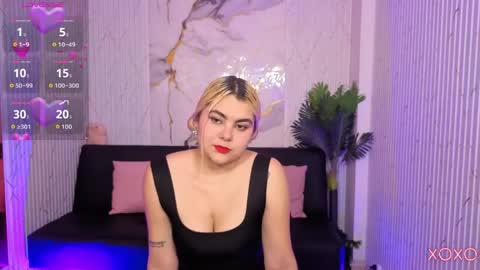 pretty_tay online show from 11, 4, 2026