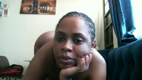Snapshot of pretty_zii chatting on 12, 10, 2025 zii online show from 12, 10, 2025