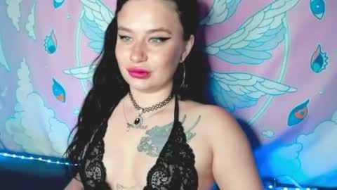 Snapshot of prettyaliceee chatting on 19, 7, 2026 Alice online show from 19, 7, 2026