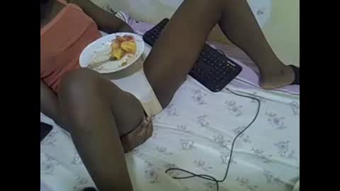 prettyalma online show from 5, 1, 2025