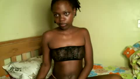 SaraCattra online show from 15, 1, 2025