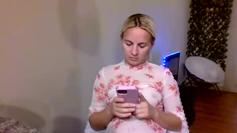 Missy  Jack online show from 22, 12, 2025