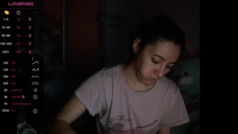 Snapshot of prettybella_7 chatting on 17, 12, 2024 Bella online show from 17, 12, 2024