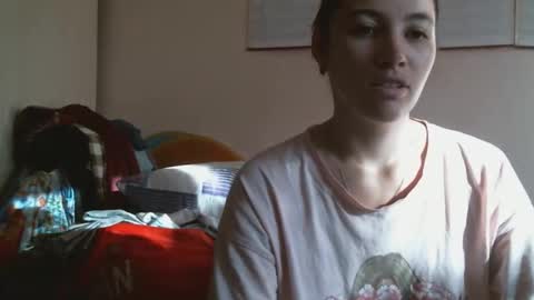 Snapshot of prettybella_7 chatting on 18, 9, 2025 Bella online show from 18, 9, 2025