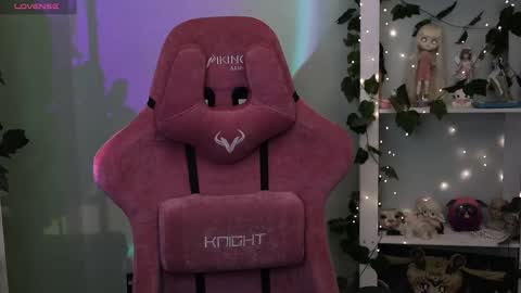 Violet online show from 11, 1, 2026