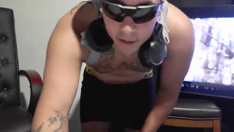 Snapshot of prettydaddyik6992 chatting on 7, 10, 2025 DADDYDICRICO6969 online show from 7, 10, 2025
