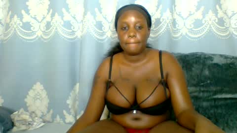 Snapshot of prettydarkskin002 chatting on 30, 6, 2026 SHANIA online show from 30, 6, 2026