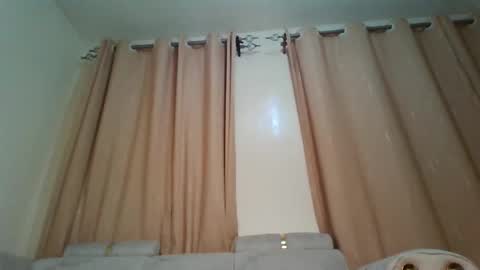 prettydulce online show from 23, 9, 2025