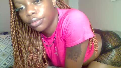 PrettyEla online show from 5, 7, 2026