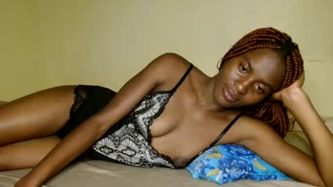 Snapshot of prettygoddess1 chatting on 27, 5, 2026 Mary online show from 27, 5, 2026