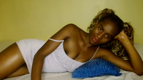 Snapshot of prettygoddess1 chatting on 25, 6, 2026 Mary online show from 25, 6, 2026