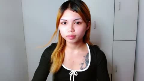 Snapshot of prettyjulian chatting on 31, 1, 2025 SEXY JULIA online show from 31, 1, 2025