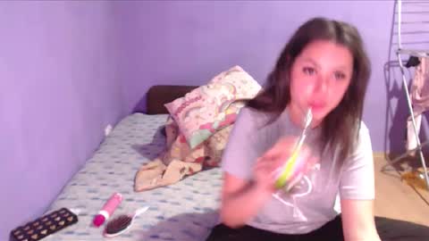 prettyjulliette online show from 28, 2, 2025