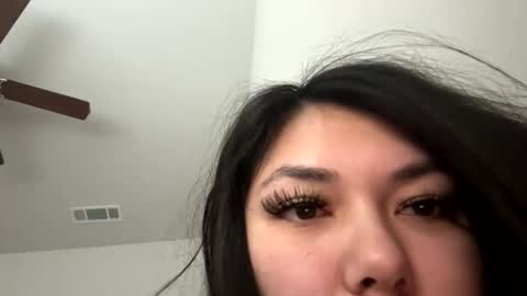 Snapshot of prettylatinamomma01 chatting on 1, 2, 2026 prettylatinamomma01 online show from 1, 2, 2026