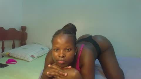Snapshot of prettymelly_ chatting on 20, 6, 2026 Melly online show from 20, 6, 2026