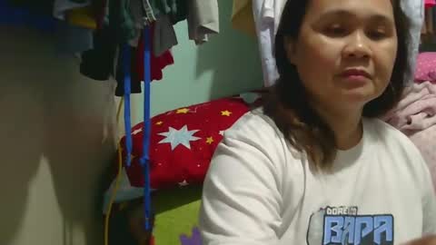 Snapshot of prettynhing chatting on 15, 12, 2024 Nhing online show from 15, 12, 2024