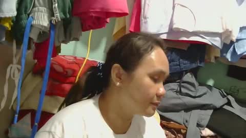 Snapshot of prettynhing chatting on 16, 12, 2024 Nhing online show from 16, 12, 2024