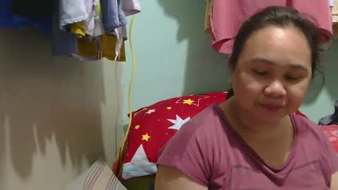 Snapshot of prettynhing chatting on 23, 12, 2024 Nhing online show from 23, 12, 2024