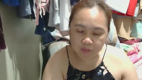 Snapshot of prettynhing chatting on 2, 3, 2025 Nhing online show from 2, 3, 2025