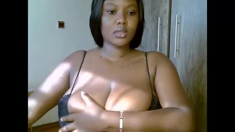 Snapshot of prettypearl_ chatting on 24, 1, 2025 pearl online show from 24, 1, 2025