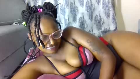 prettysmiless online show from 24, 9, 2025