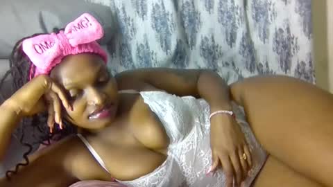 prettysmiless online show from 1, 10, 2025