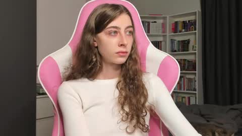 Sophie  next stream will be at Monday  i will wait you guys  online show from 30, 5, 2026