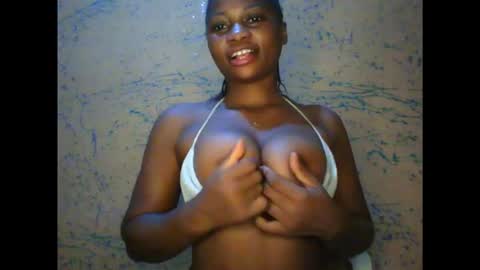 prettyxxpac online show from 25, 3, 2026