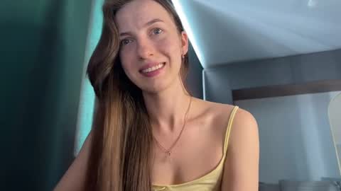 prettyyy_angel online show from 4, 6, 2026