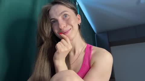 prettyyy_angel online show from 8, 6, 2026