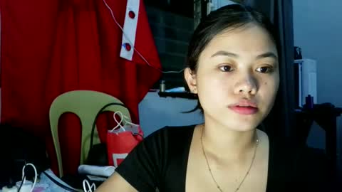 prettyyy_lovelyyy online show from 19, 4, 2026