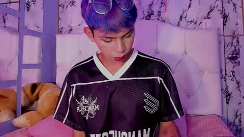 Apolo online show from 4, 12, 2025