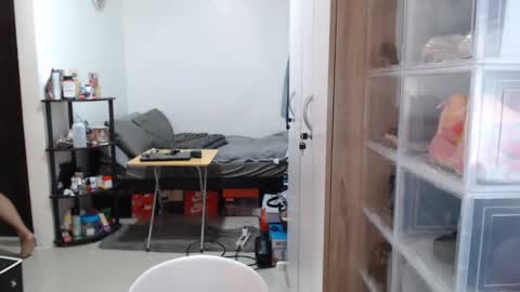 Snapshot of princeadrianx chatting on 8, 2, 2025 Prince Adrian online show from 8, 2, 2025