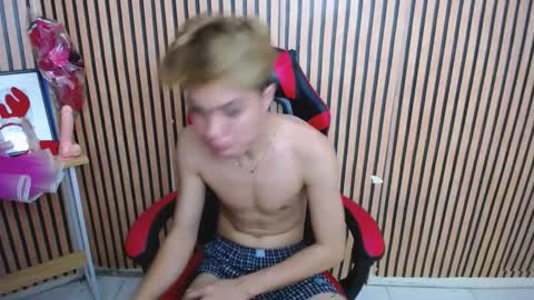 Snapshot of princes_henry chatting on 9, 2, 2025 princes_henry online show from 9, 2, 2025