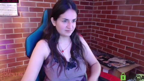 Snapshot of princesa_leia_zathur chatting on 7, 1, 2025 Leia online show from 7, 1, 2025