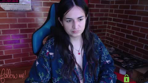 Snapshot of princesa_leia_zathur chatting on 8, 1, 2025 Leia online show from 8, 1, 2025