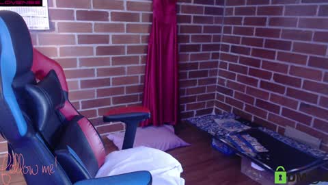 Snapshot of princesa_leia_zathur chatting on 11, 1, 2025 Leia online show from 11, 1, 2025