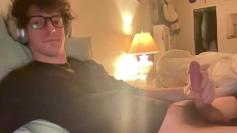 Peaches online show from 21, 11, 2025