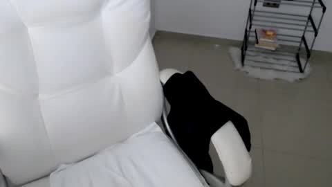 valery dollx online show from 26, 2, 2025