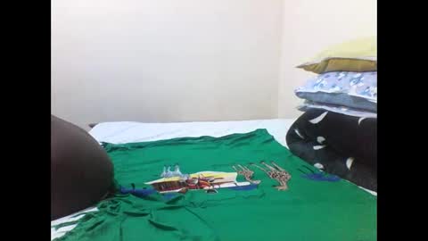 Snapshot of princess_cutie chatting on 18, 9, 2025 princess online show from 18, 9, 2025