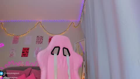 Kristy online show from 7, 2, 2026