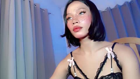 STELLA MAE online show from 4, 10, 2025