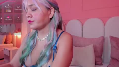 Paris  online show from 12, 9, 2025