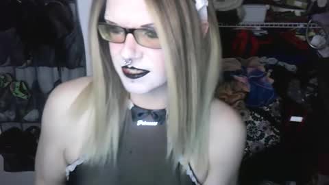 Princess Avery online show from 4, 2, 2026