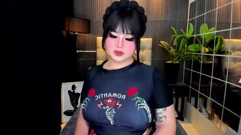 Astrid Ley online show from 5, 3, 2025