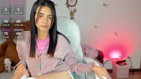 Snapshot of princessluna_14 chatting on 1, 10, 2025 princessluna_14 online show from 1, 10, 2025