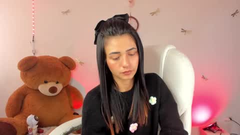 Snapshot of princessluna_14 chatting on 4, 10, 2025 princessluna_14 online show from 4, 10, 2025