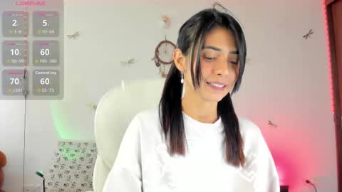 Snapshot of princessluna_14 chatting on 11, 10, 2025 princessluna_14 online show from 11, 10, 2025