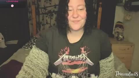 Lux Alot Luxi online show from 27, 4, 2026